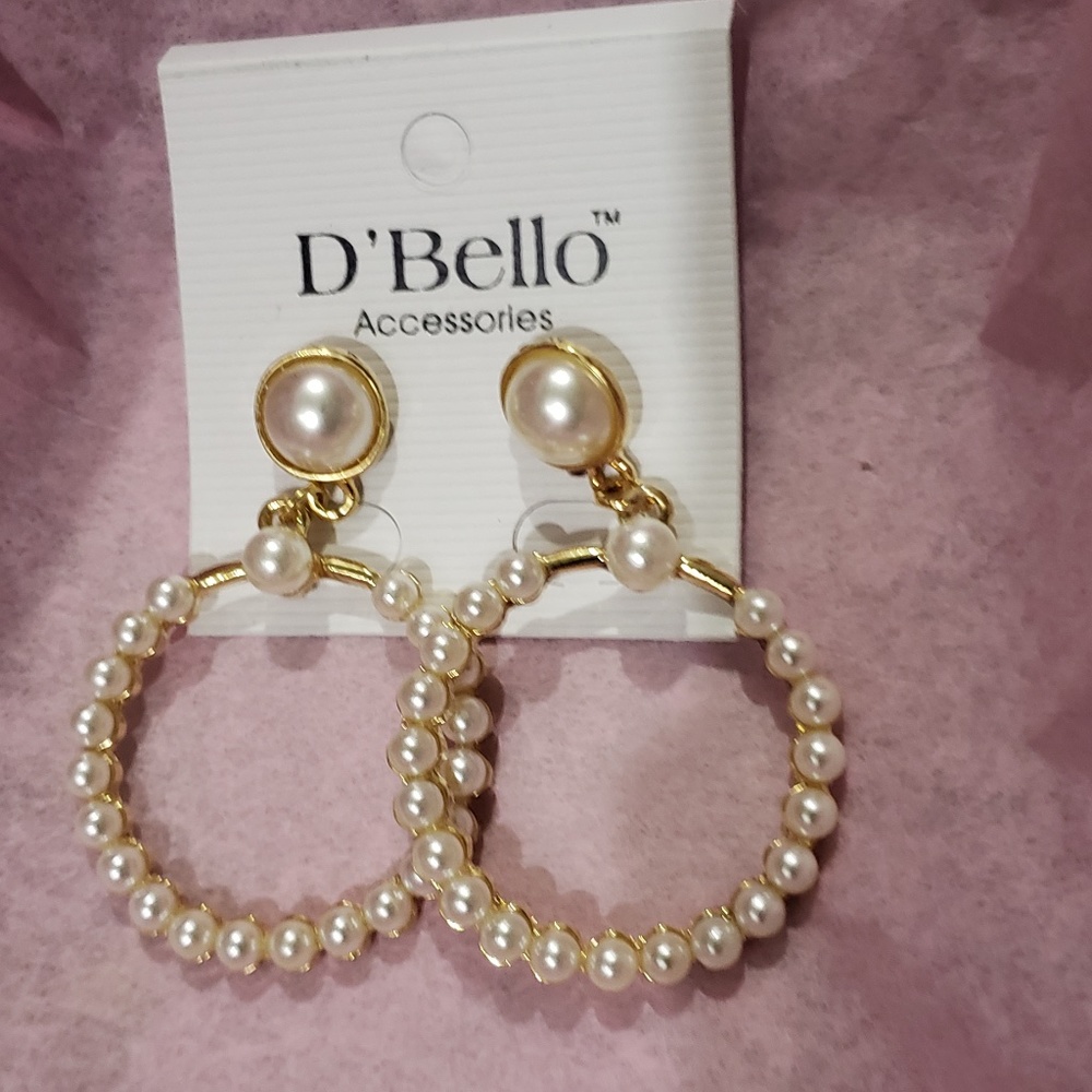 D'Bello Accessories Pearl hoop with pearl post NWT